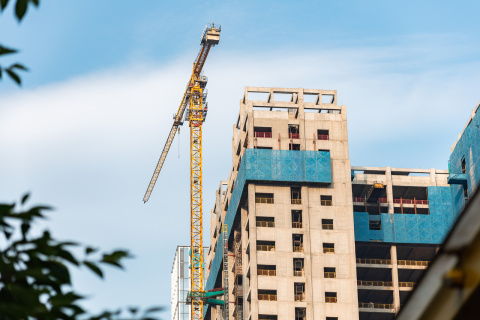 建設(shè)工程勞務(wù)分包糾紛案由解析——聚焦建筑勞務(wù)分包中的法律風(fēng)險(xiǎn)與爭(zhēng)議焦點(diǎn)